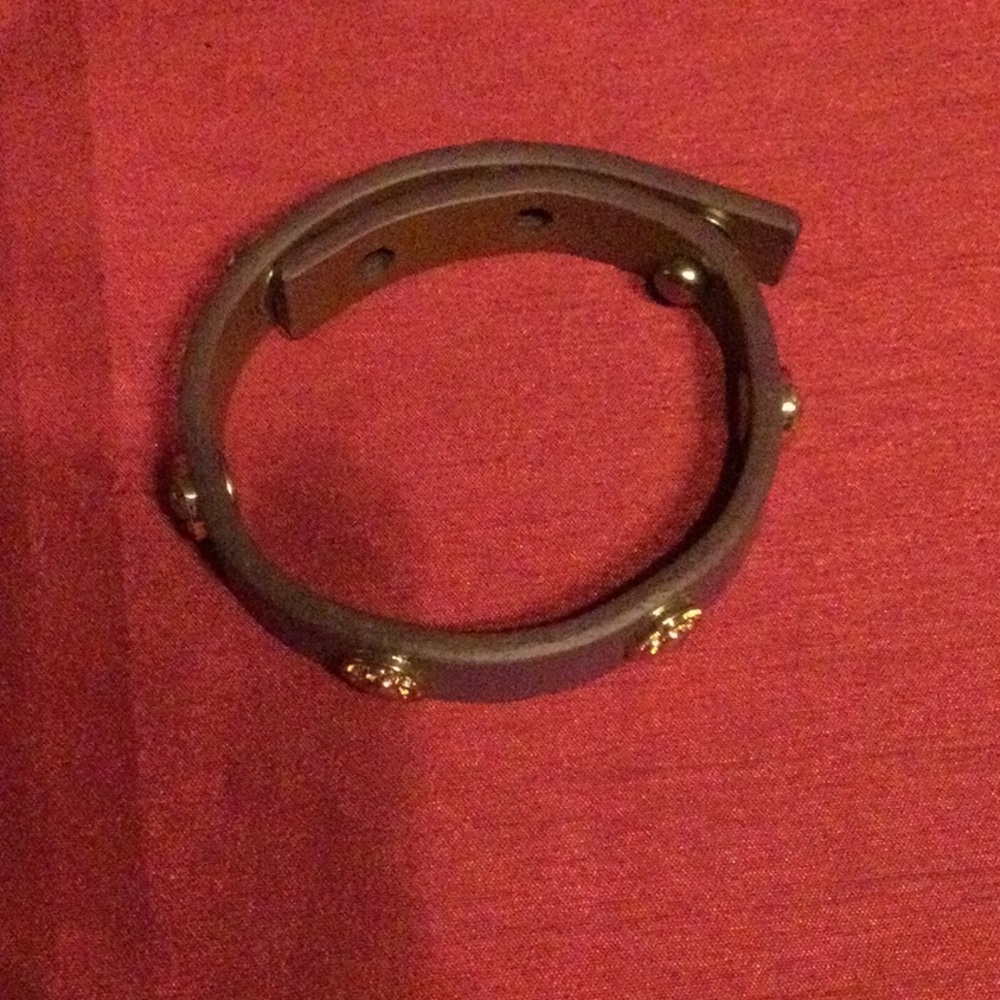 7 Pink/Purple Bracelets - Picture 3 of 15